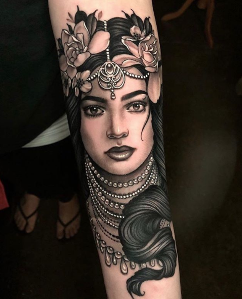 75 Beautiful Lady Head Tattoos By Some Of The World S Best Artists