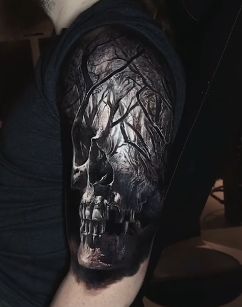 skull tattoos look so creative and crazy. Composition of his tattoo ... |  Gothic tattoo, Skull tattoo design, Skull tattoo
