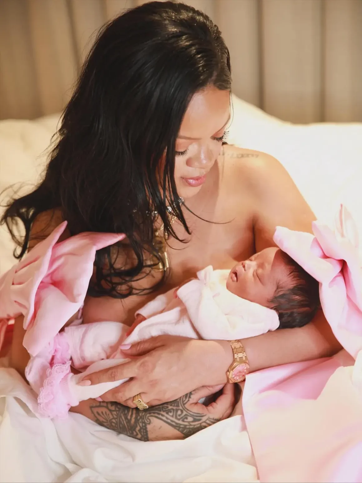 Rihanna Welcomes Baby Girl