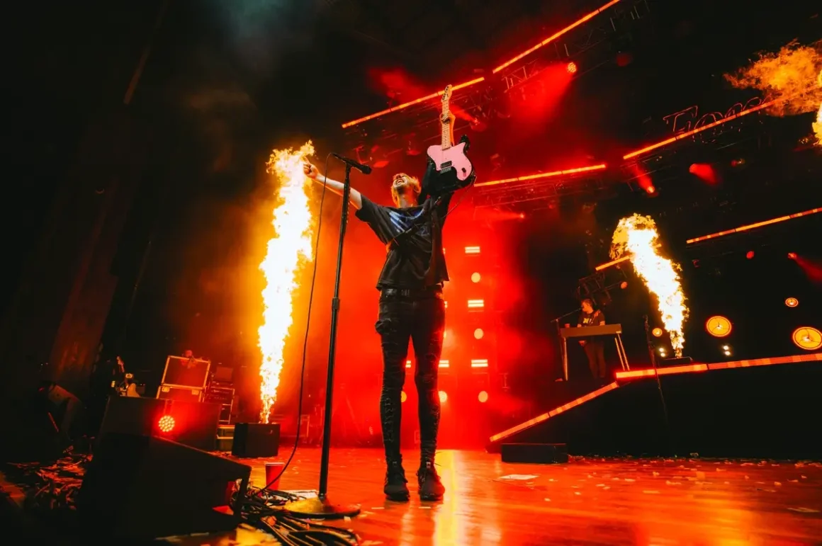 All Time Low fiery performance