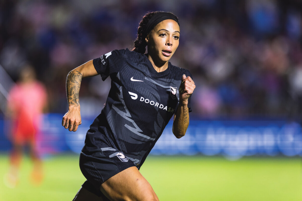 SYDNEY LEROUX